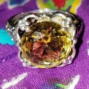 Ornate filgree sterling 5 or 6 carat round bright golden yellow ring